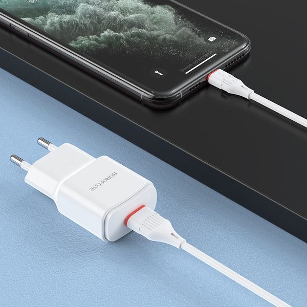 Зарядный блок Borofone BA48A (1USB/2.1A) + кабель Lightning белый